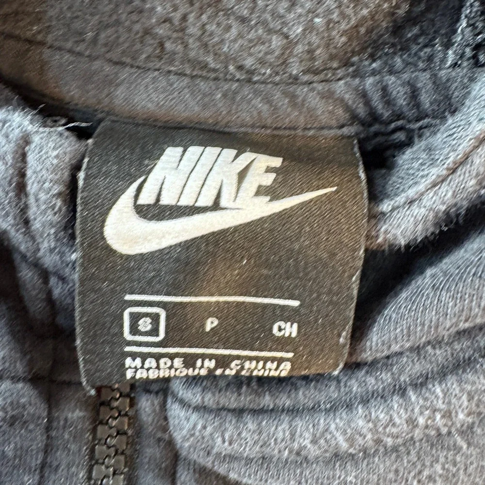Nike Kids Full Zip Hoodie Black Fleece Futura Logo Sweatshirt Size S Small‎